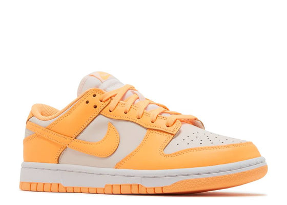 NIKE DUNK LOW W 'PEACH CREAM'