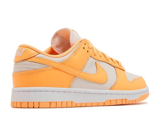 NIKE DUNK LOW W 'PEACH CREAM'