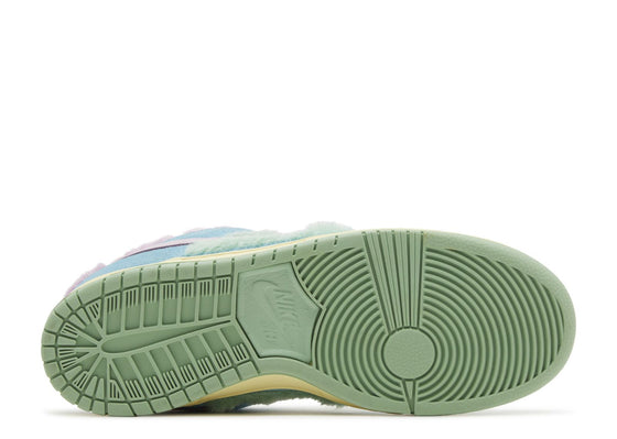 VERDY X NIKE DUNK LOW SB 'VISTY'